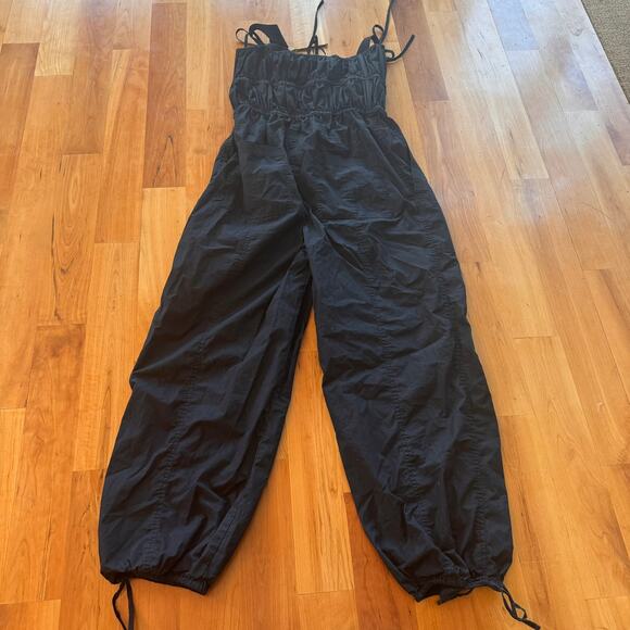 Ulla Johnson Tatum Smocked Jumpsuit black 100% cotton sz 4 minimalist utility - Picture 9 of 9